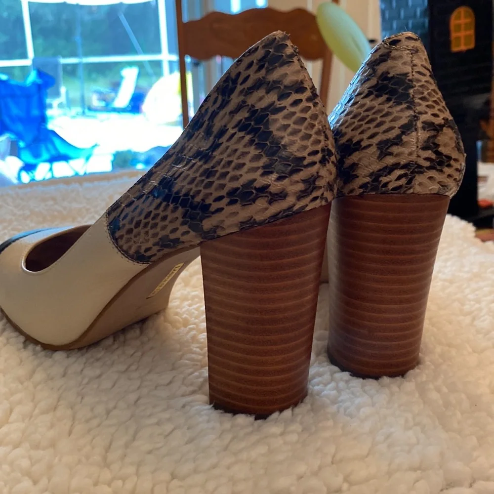 Louise et Cie 3 inch heels , cream, black and snake skin - Picture 2 of 3